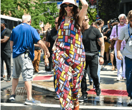 Anne Hathaway’s 2025 Classic Return: A Fashion Statement in “The Devil Wears Prada 2”