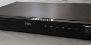 Restoring a Samsung HT-C460 Home Theater System: A Test of Patience and Detail